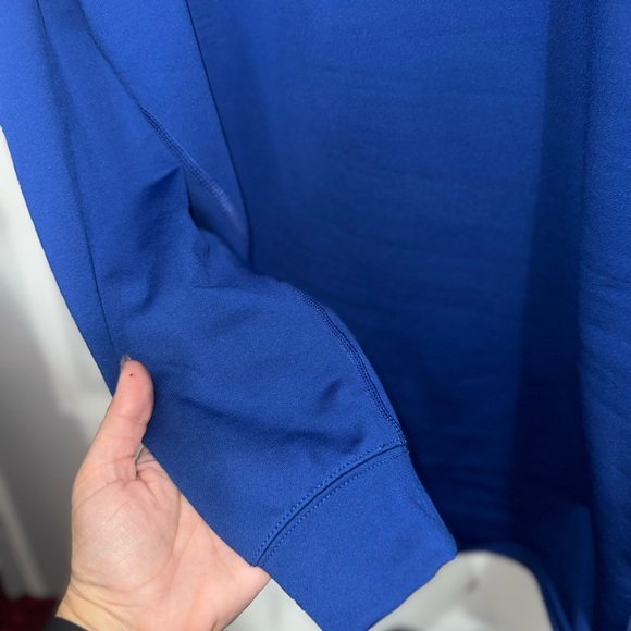 Blue Nike Drifit Pullover - Picture 4 of 4